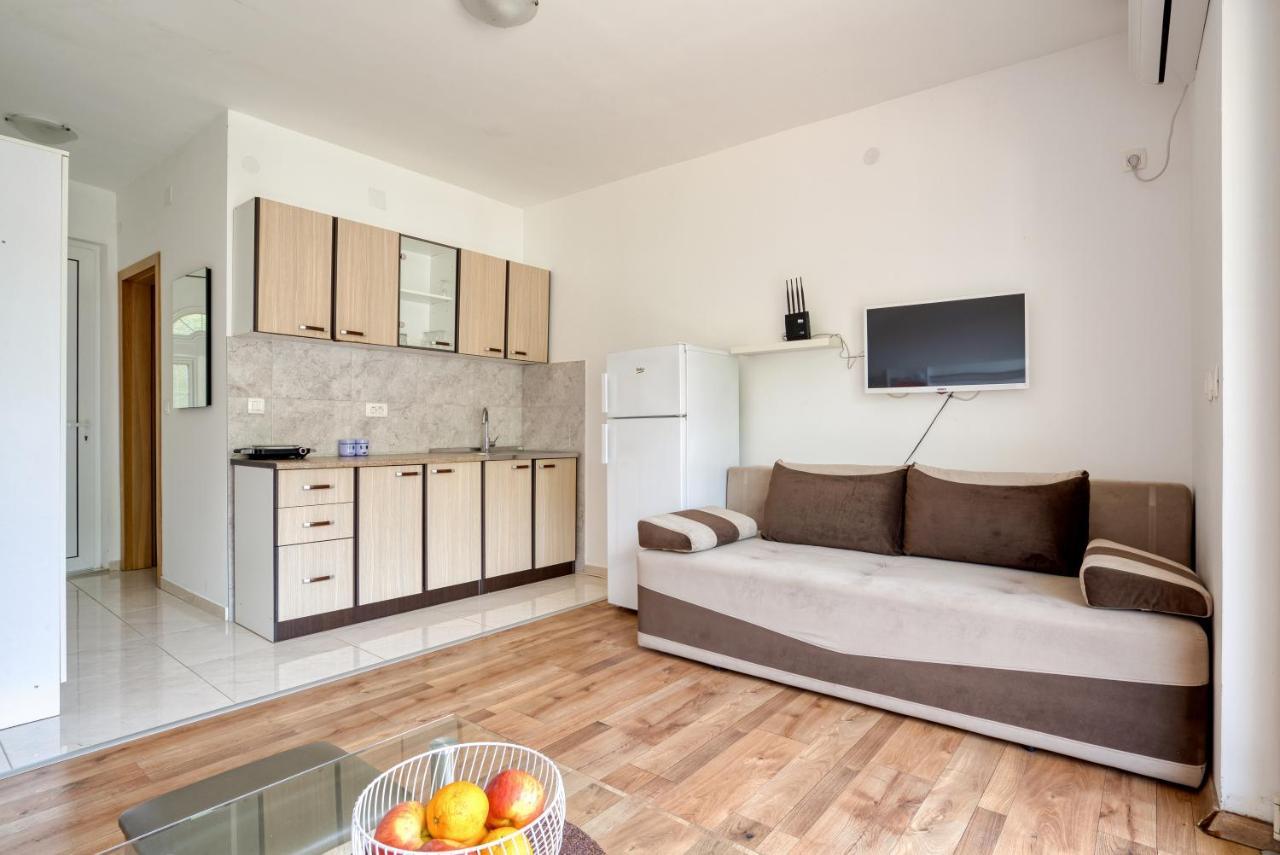 Apartmani Cukic Rafailovici Budva Luaran gambar