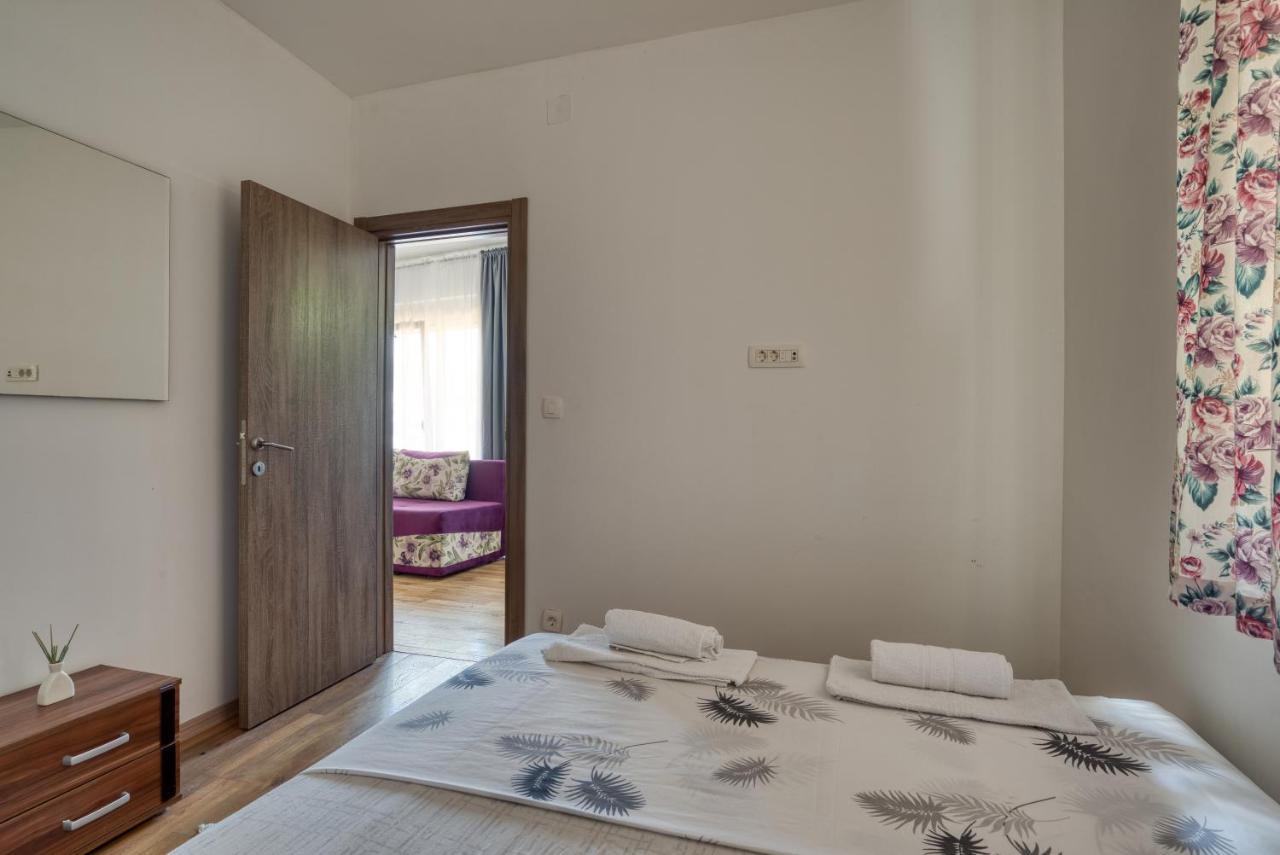Apartmani Cukic Rafailovici Budva Luaran gambar
